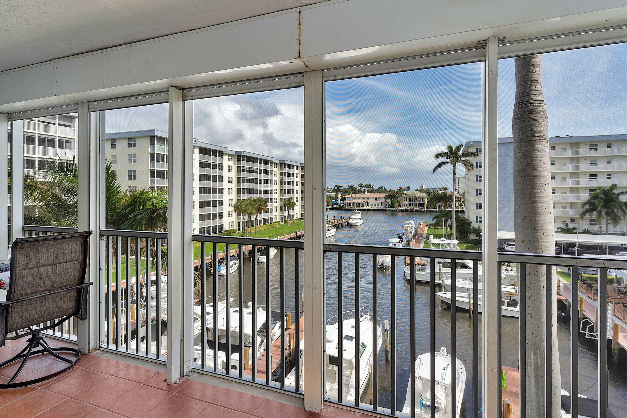 Property Photo:  1 Harbourside Drive 1406  FL 33483 