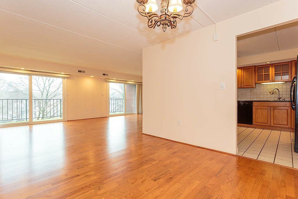 Property Photo:  144 Marble Street 406  MA 02180 