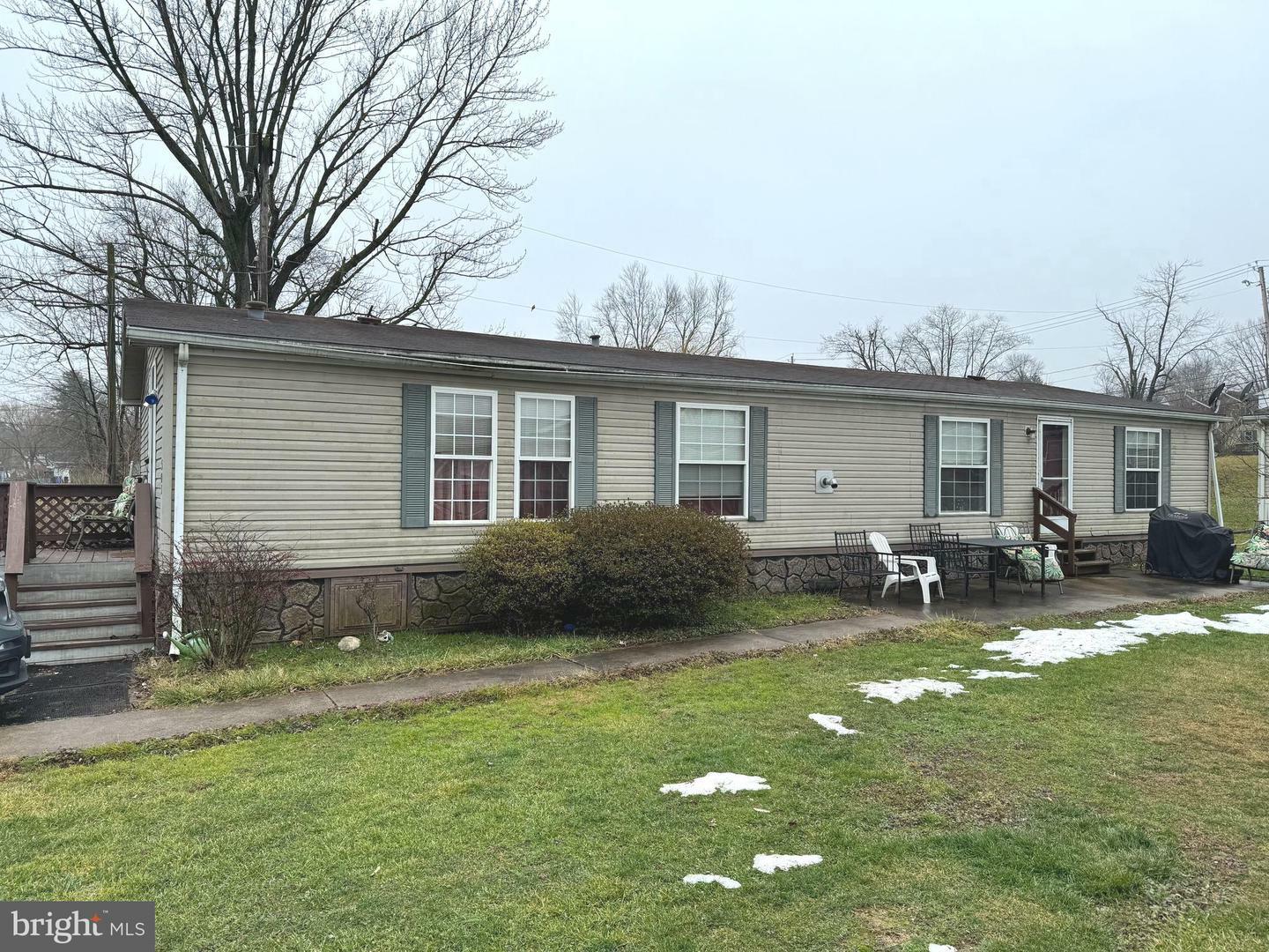 Property Photo:  501 Caravan Court  PA 17057 