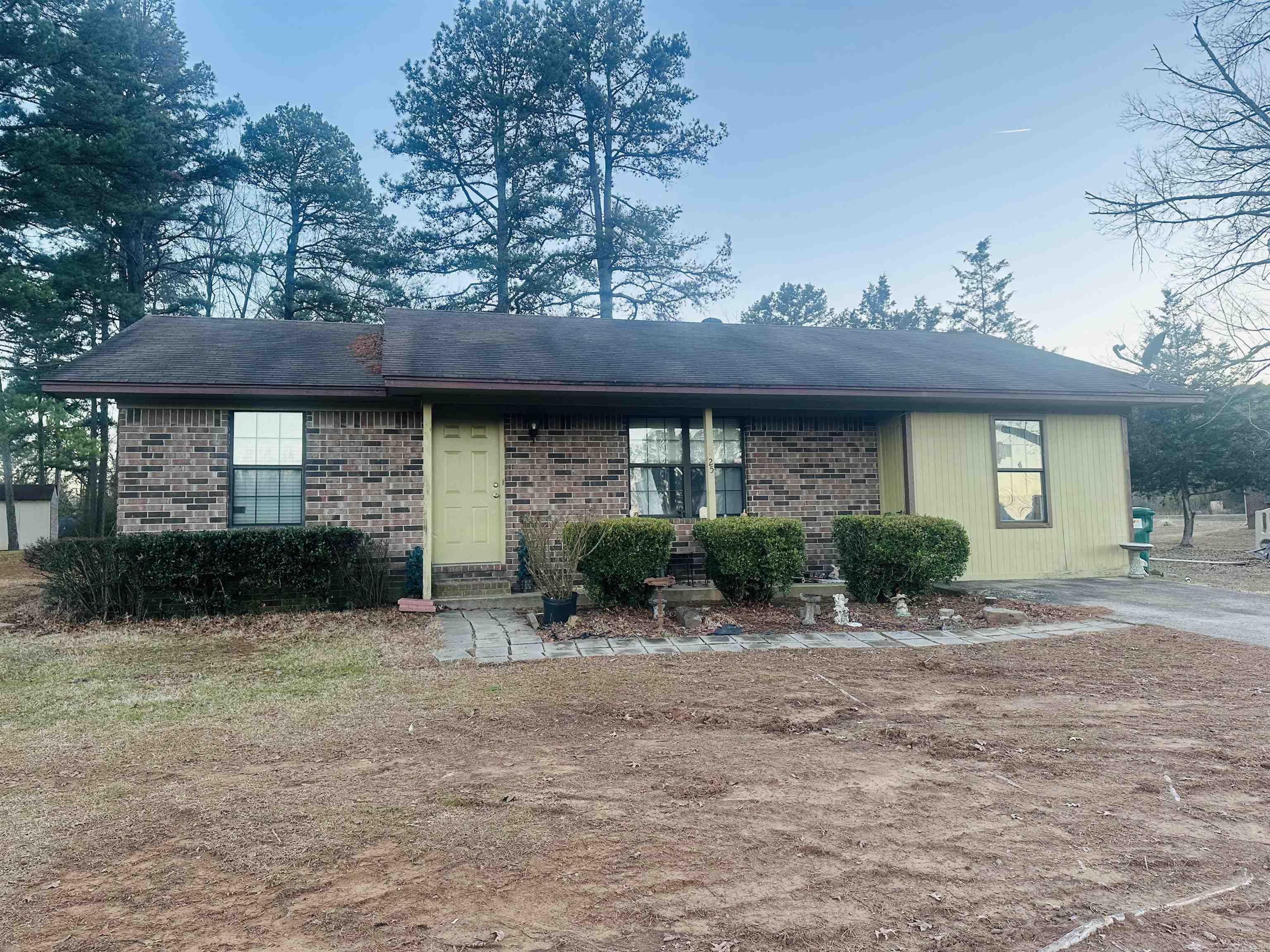 Property Photo:  25 Round Mountain Road  AR 72034 