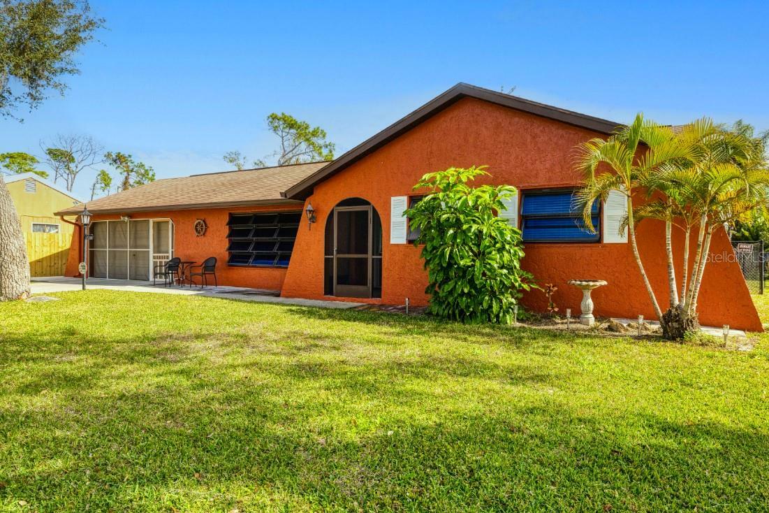 Property Photo:  1310 Eagle Street  FL 33952 