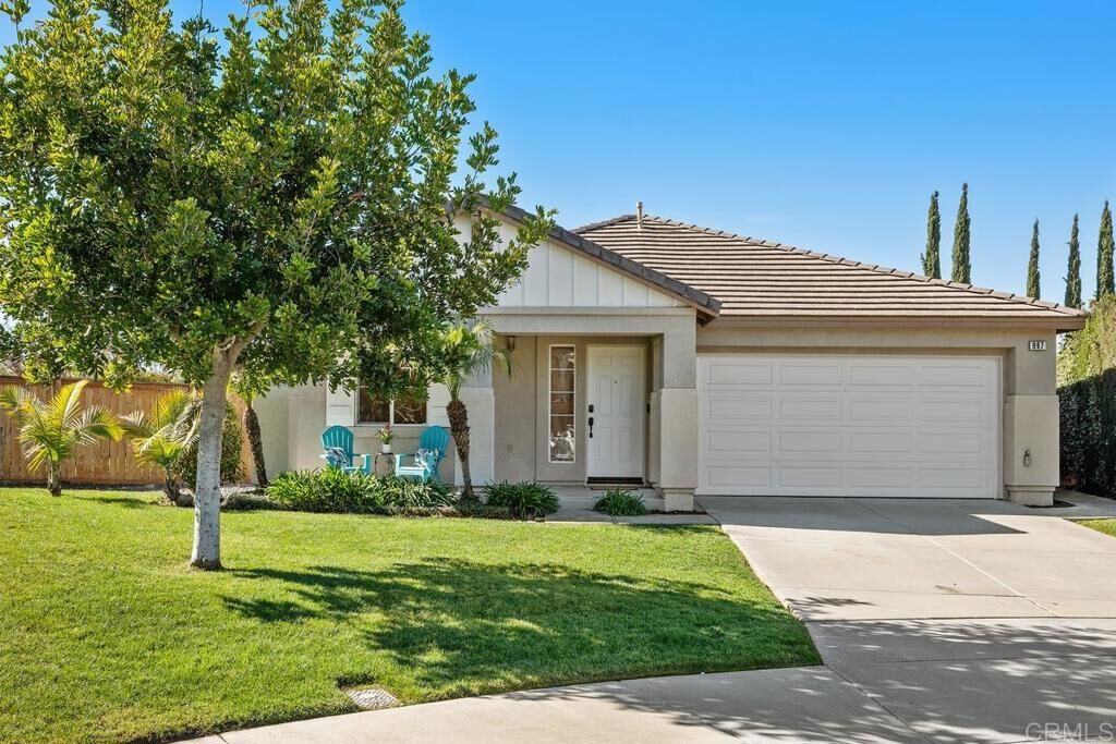 Property Photo:  997 Longfellow Court  CA 92057 