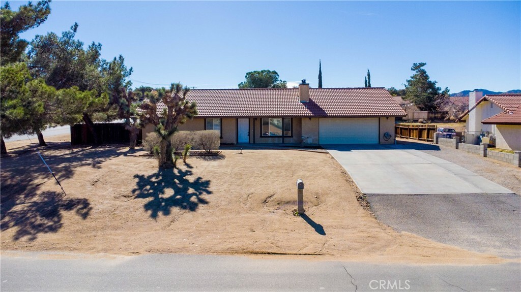 Property Photo:  58385 Pueblo Trail  CA 92284 