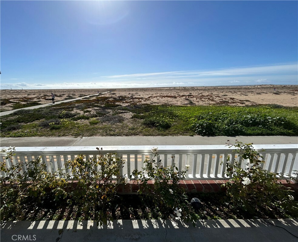 Property Photo:  1225 E Balboa Boulevard  CA 92661 