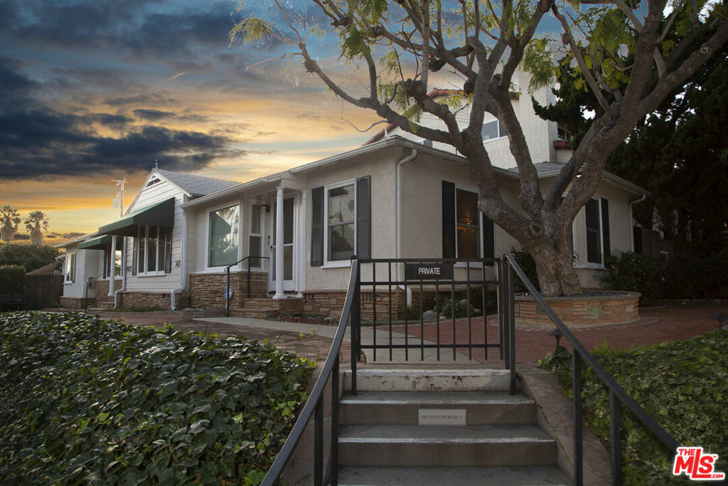 Property Photo:  1419 Idaho Avenue  CA 90403 