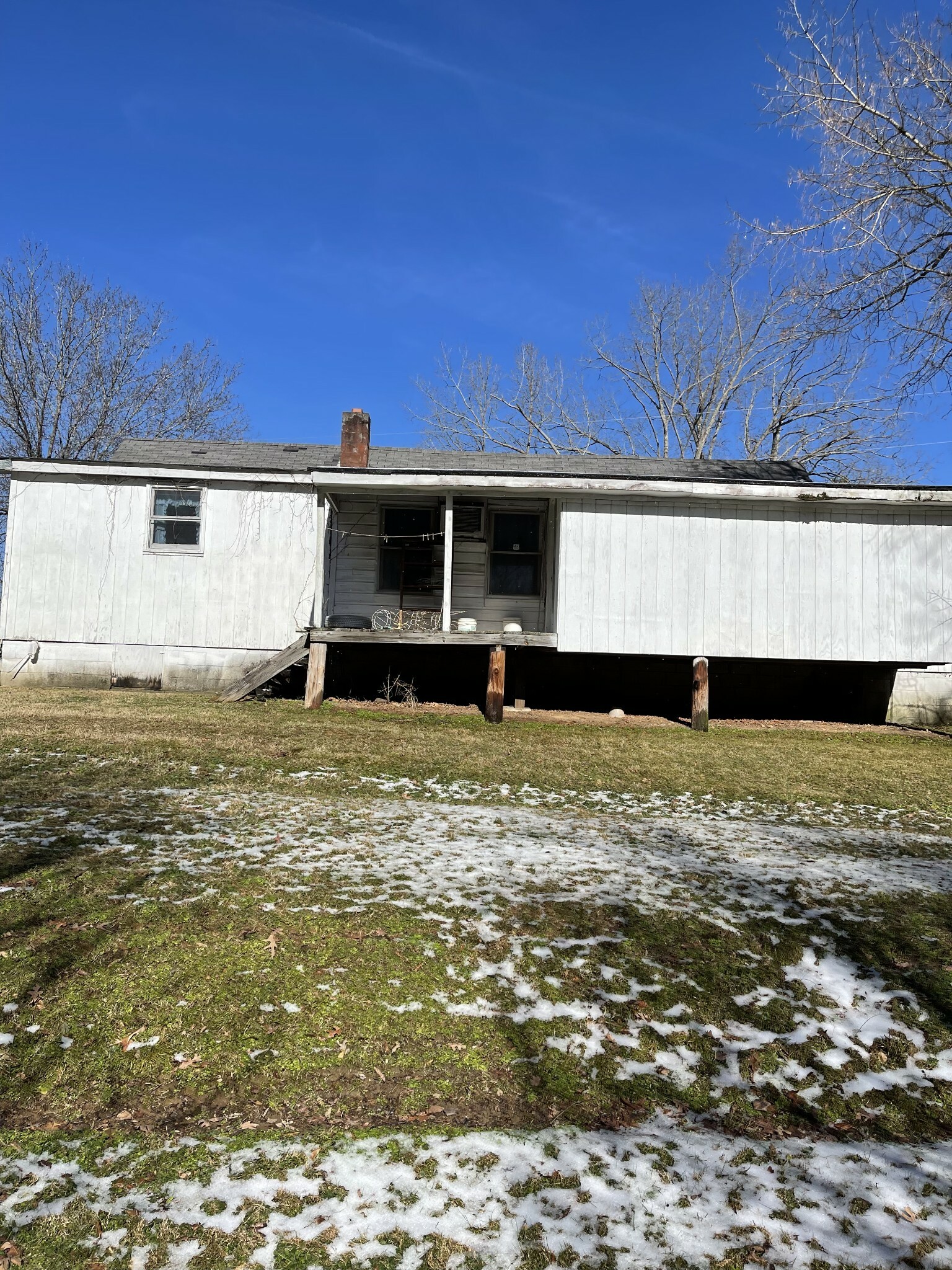Property Photo:  1650 Keesee Rd  TN 37040 