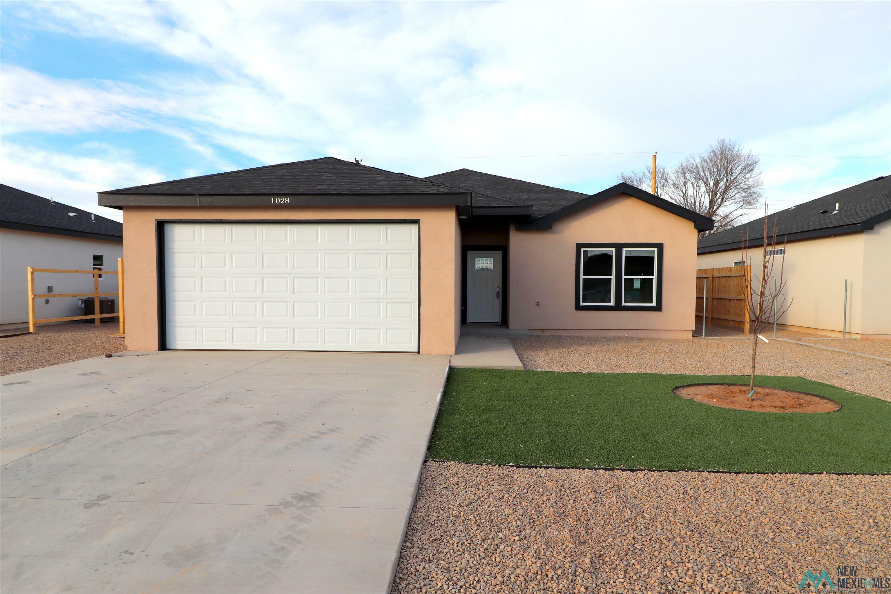 Property Photo:  1028 Stanton Place  NM 88101 