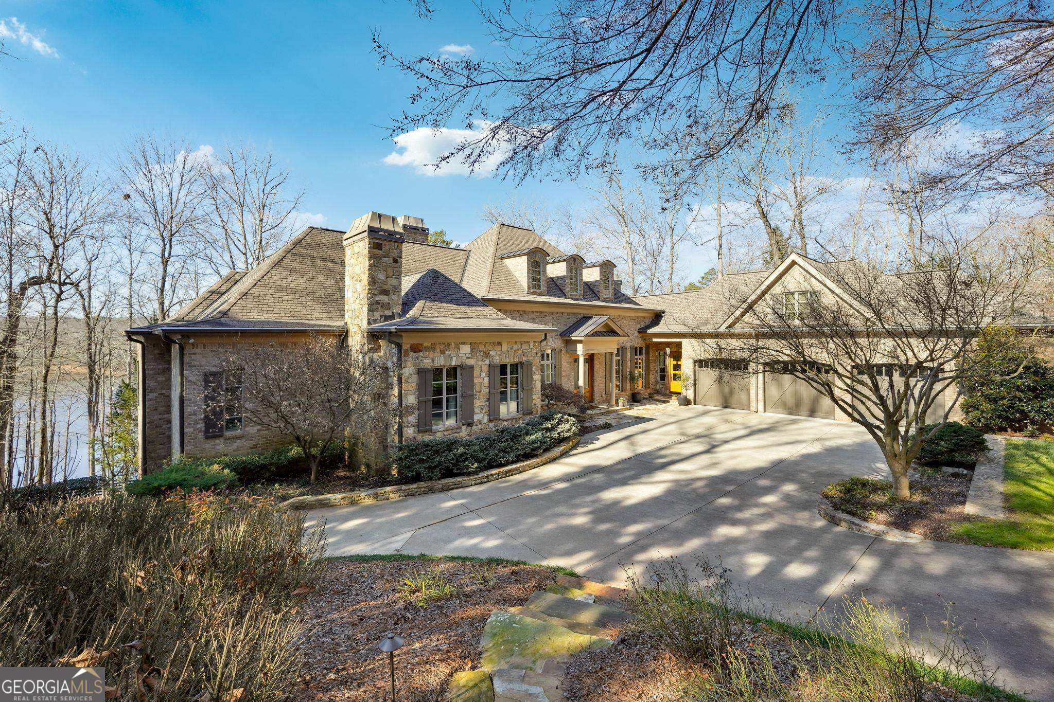 Property Photo: 161 Allmond Lane GA 30004