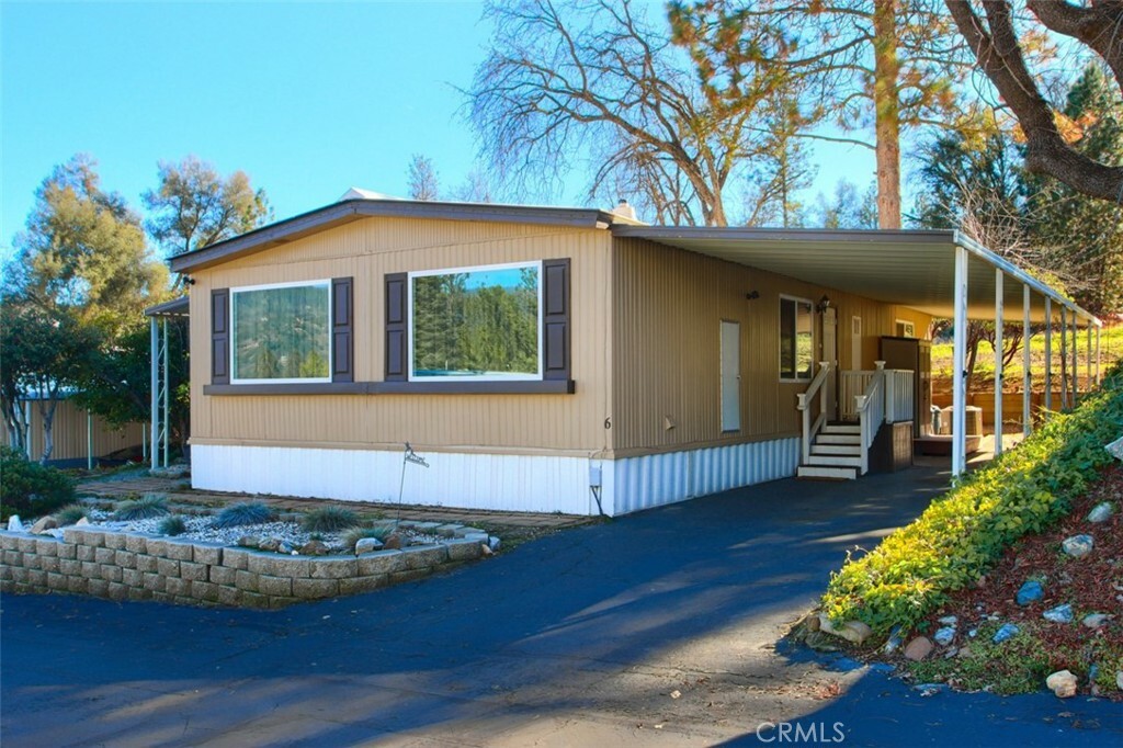 Property Photo:  39678 Road 425B 6  CA 93644 