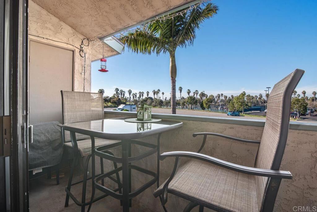 Property Photo:  4572 W Point Loma Boulevard  CA 92107 