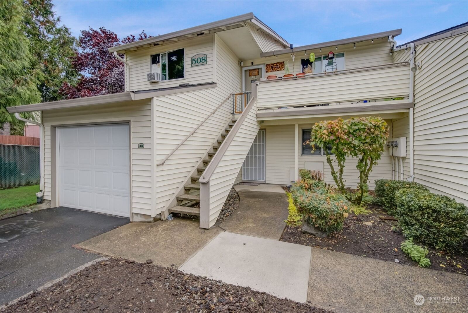 Property Photo:  508 SE 157th Avenue 40  WA 98684 
