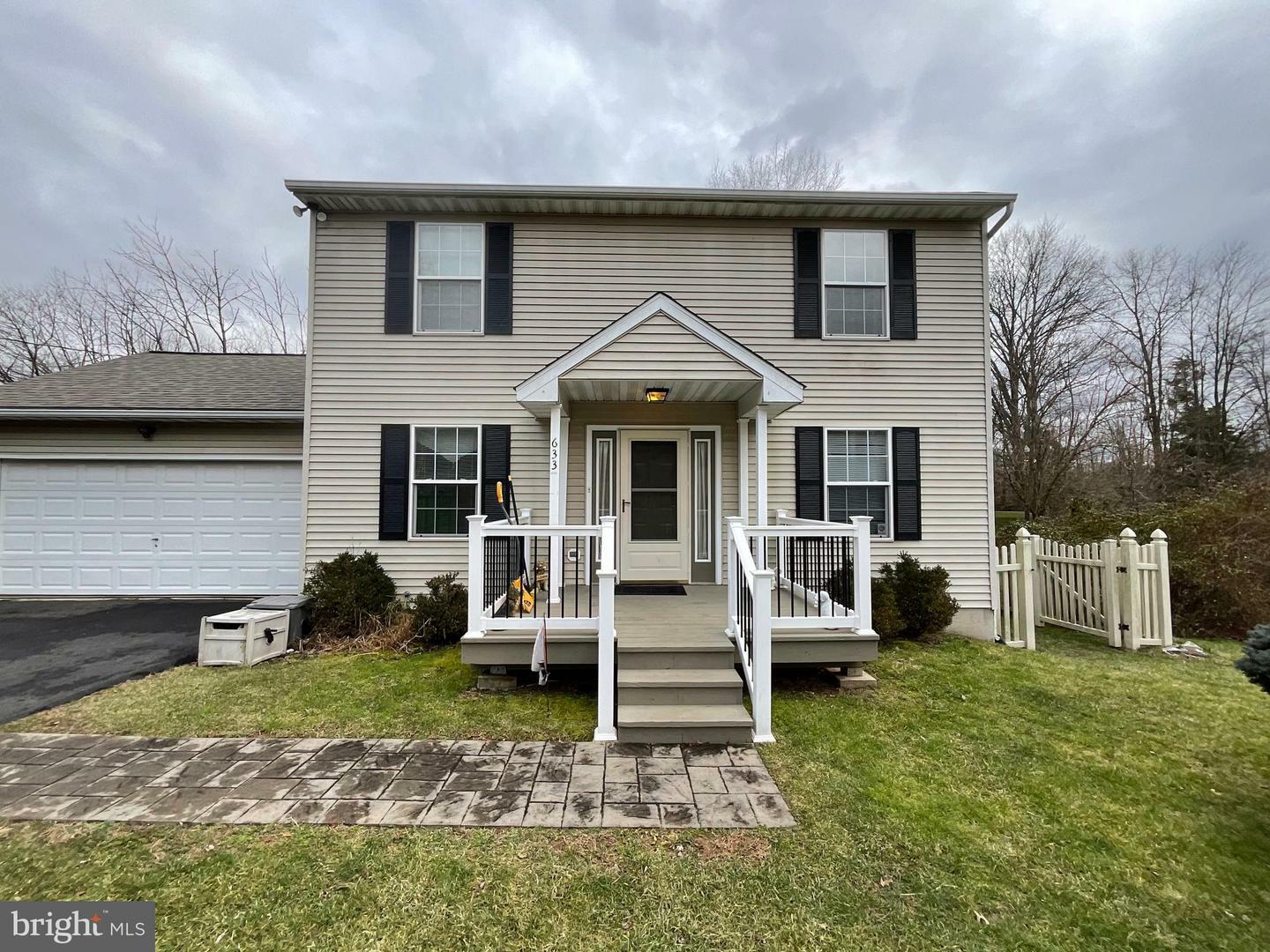 Property Photo:  633 S 9th Street  PA 18944 