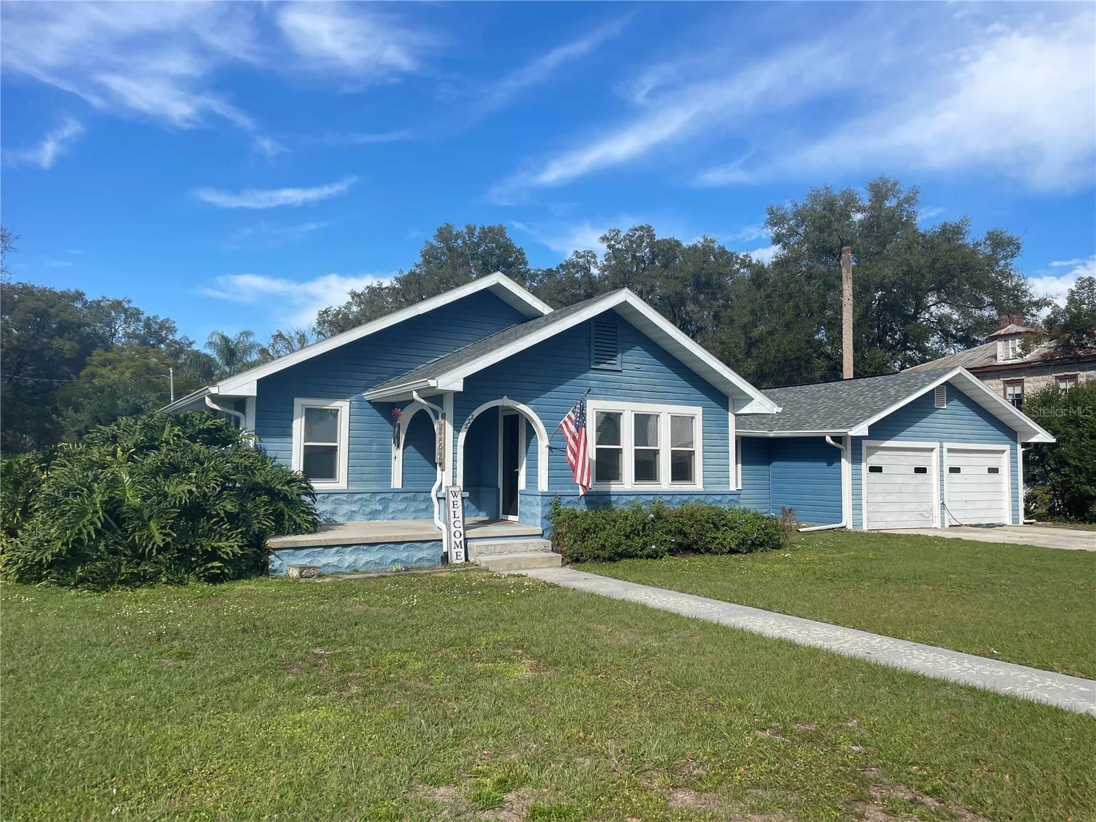 Property Photo:  222 Etheredge Street  FL 33513 