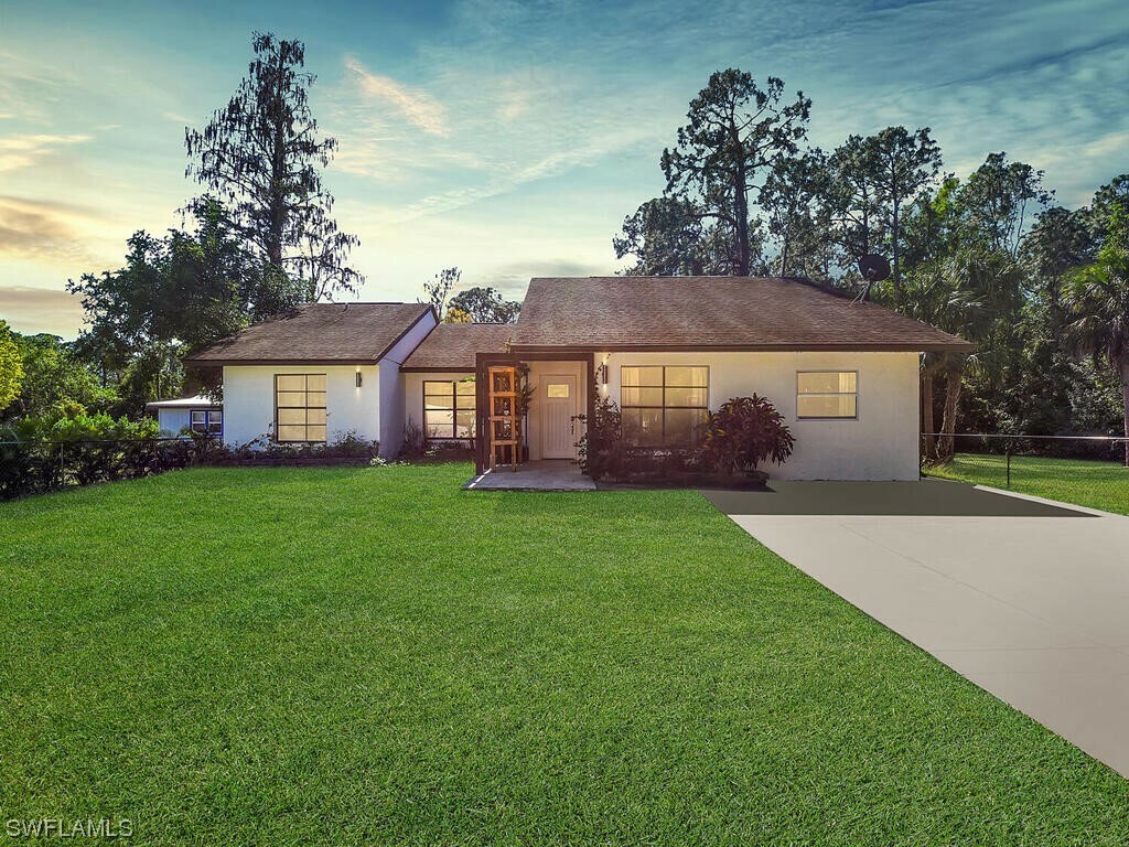 Property Photo:  5840 Copper Leaf Lane  FL 34116 