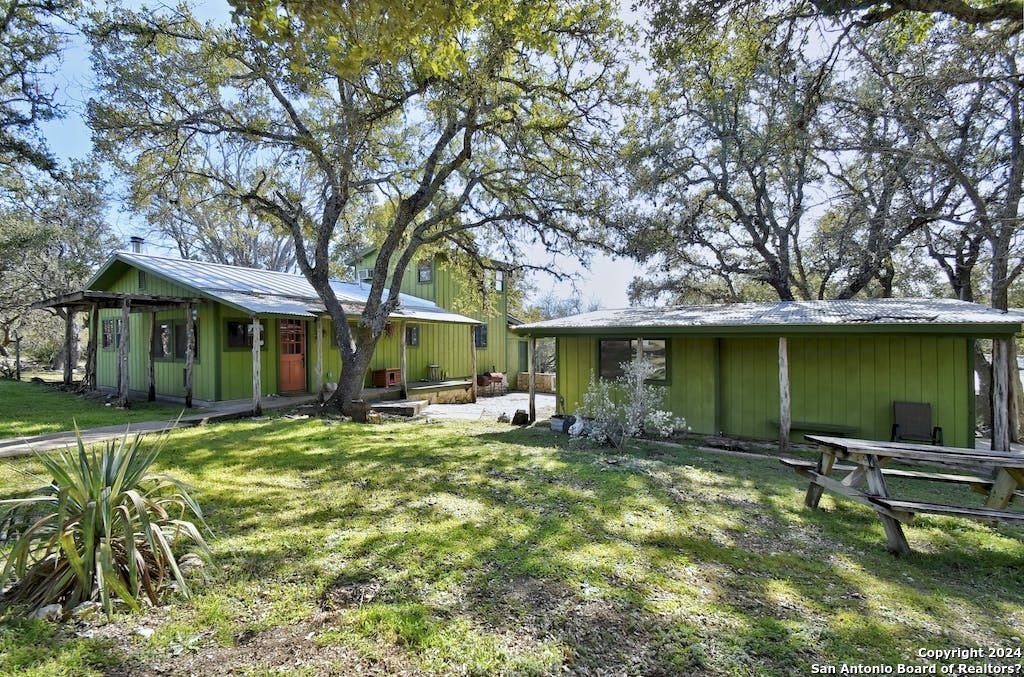 Property Photo:  502 Plainview Rd  TX 78676 