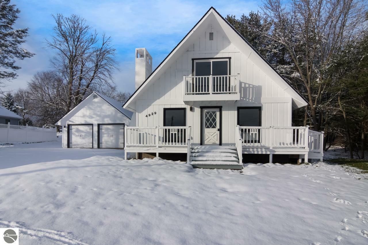 Property Photo:  4929 Bartlett Road  MI 49690 