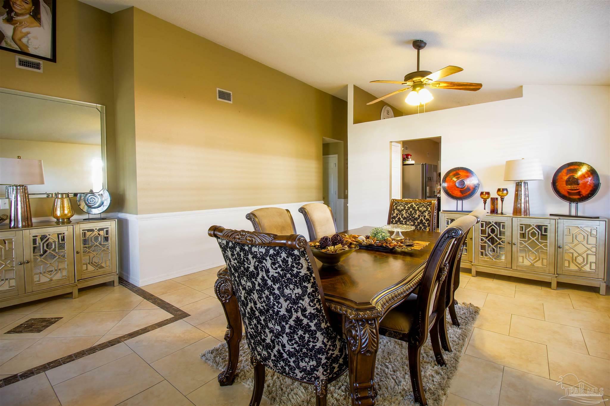 Property Photo:  2348 Caddy Shack Ln  FL 32526 