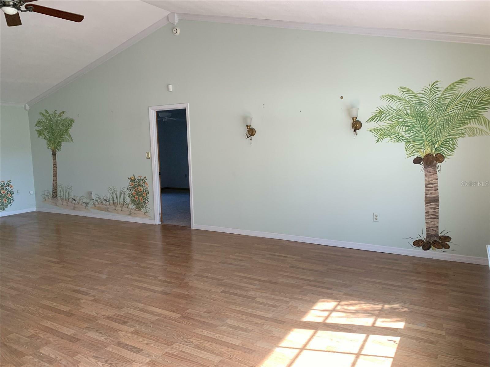 Property Photo:  5325 Kings Court  FL 34731 