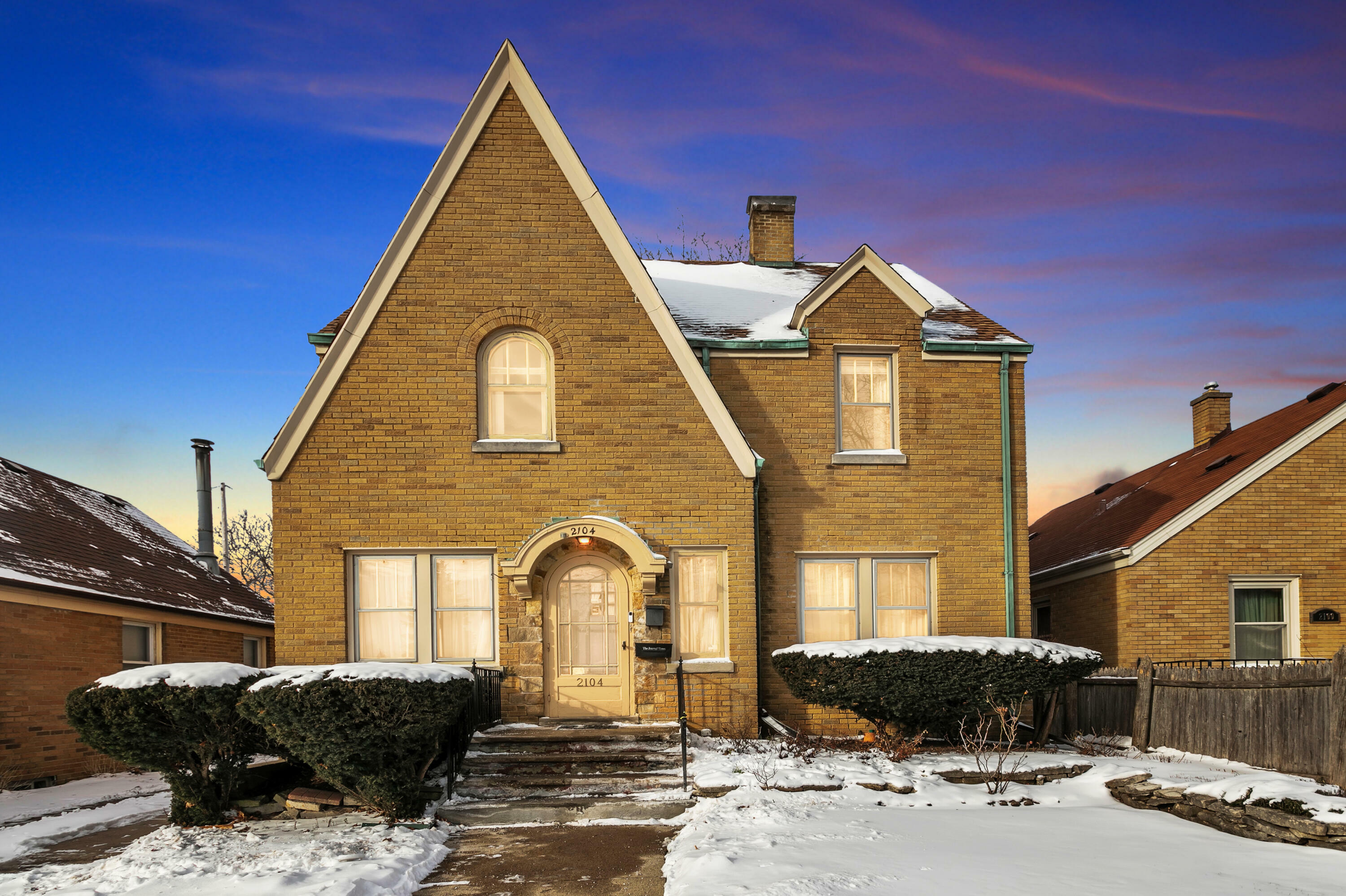 Property Photo:  2104 Kearney Ave  WI 53403 