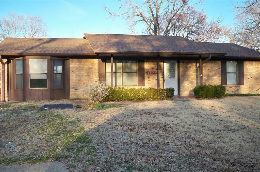 Property Photo:  1110 Curry Lane  TX 75103 