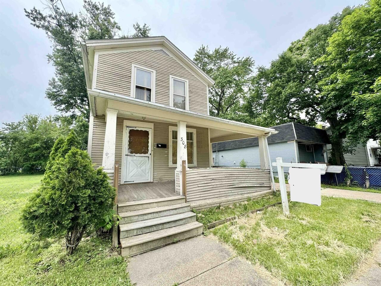 Property Photo:  308 South Franklin Street  WI 53548