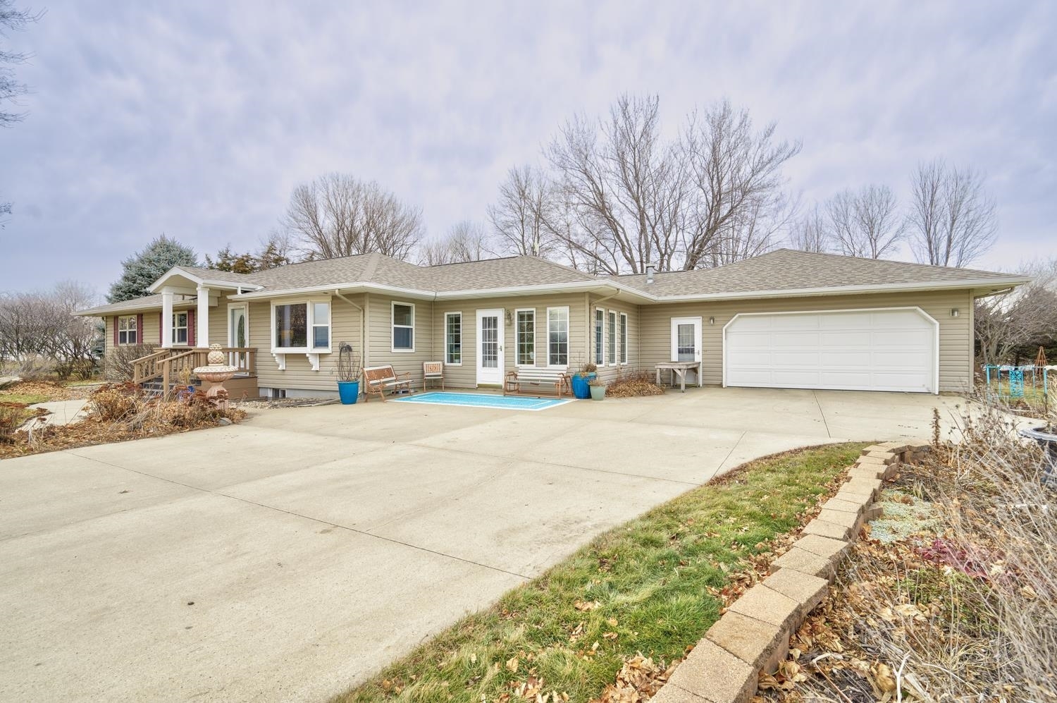 Property Photo:  2490 300th Street  IA 51301 