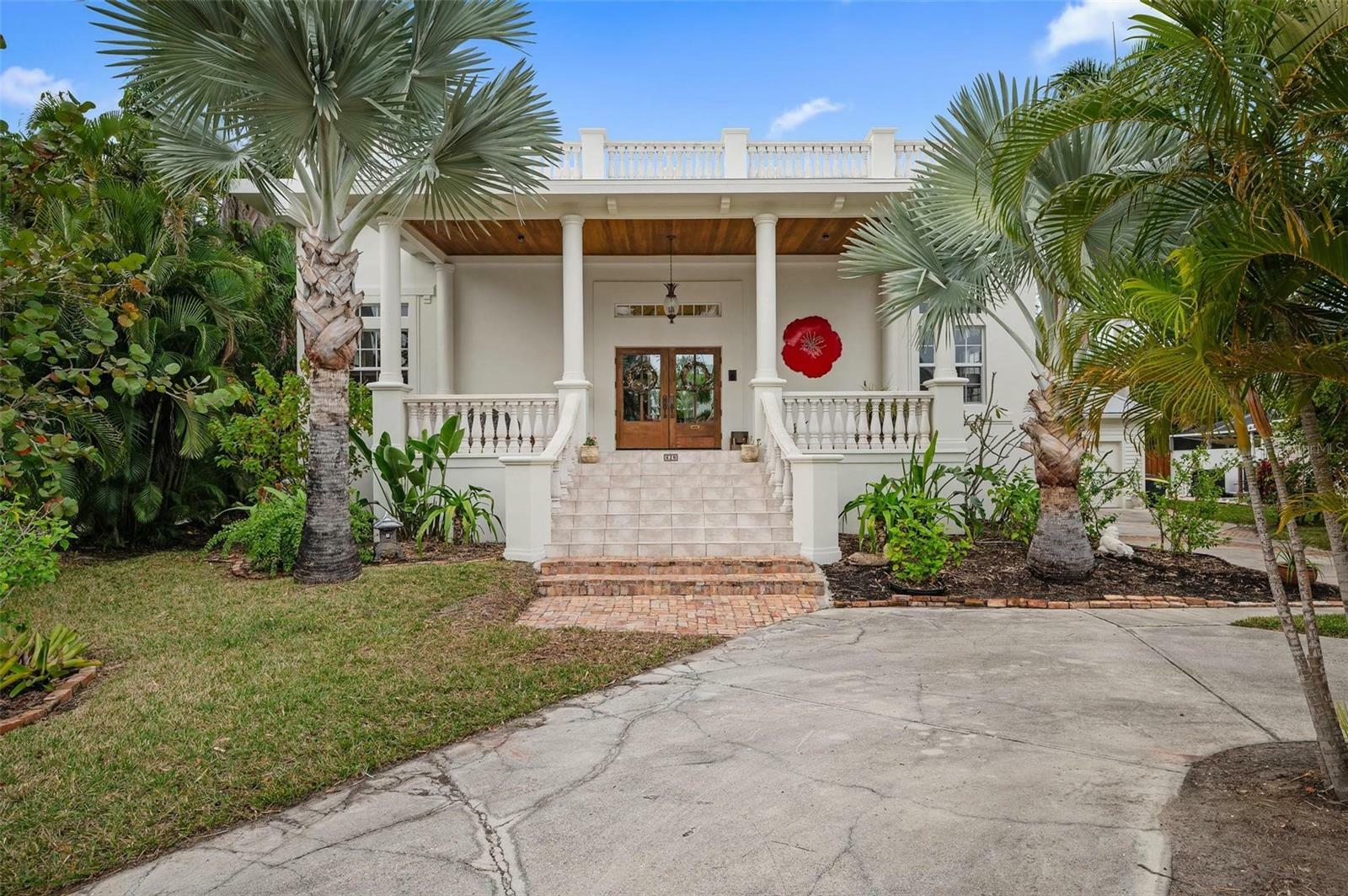 Property Photo: 620 W Marion Avenue FL 33950