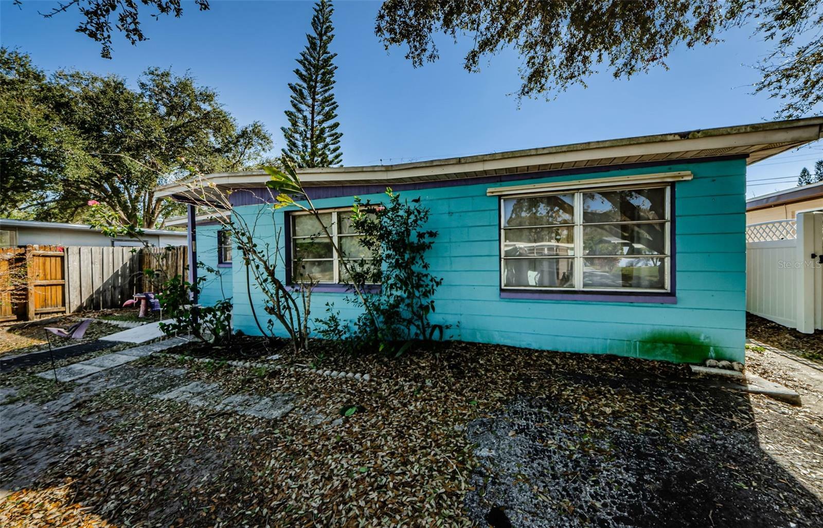 Property Photo:  10204 115th Ave N  FL 33773 