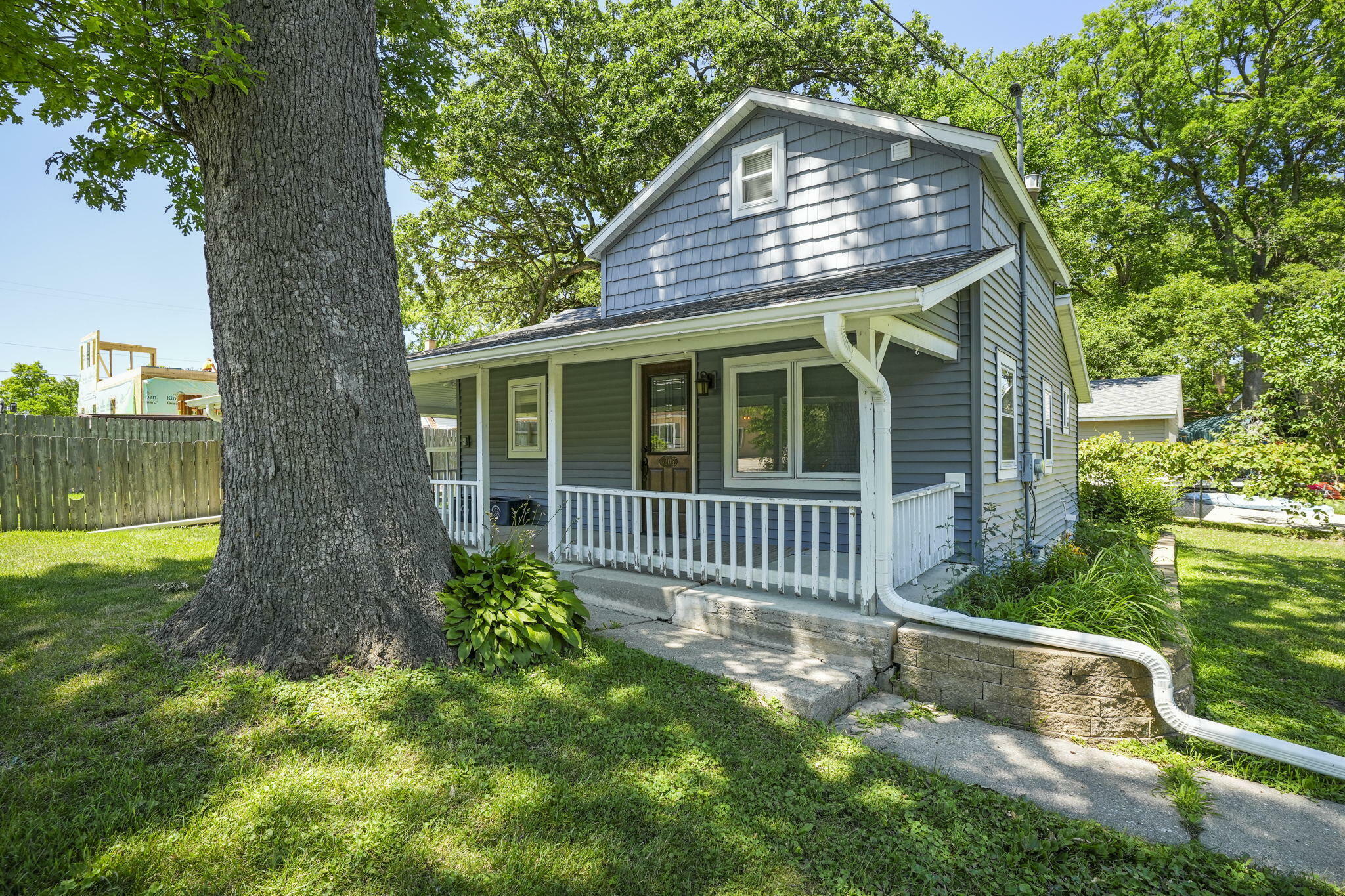 Property Photo: 4305 South Shore Dr WI 53115