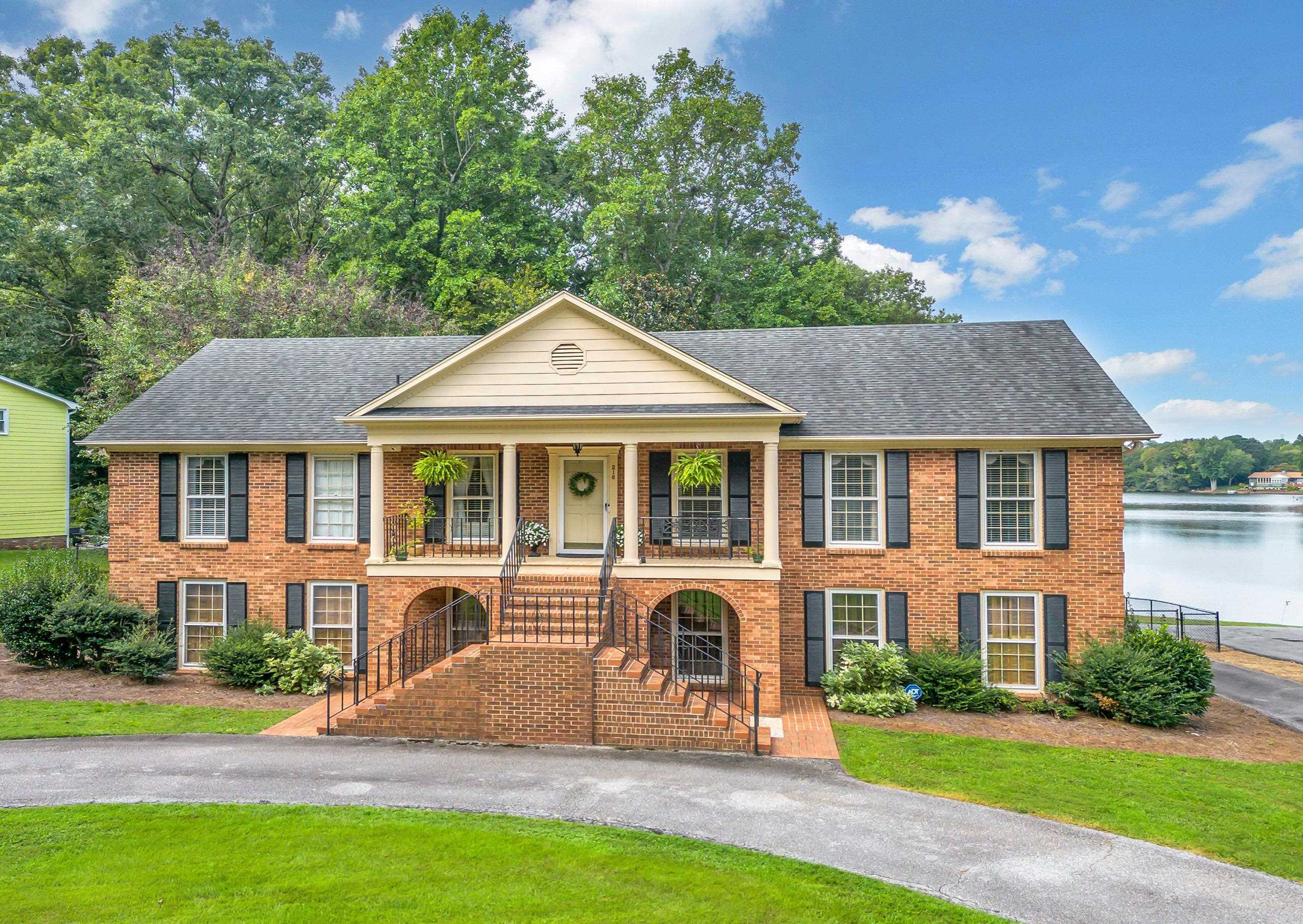 Property Photo:  216 Winfield Drive  SC 29307 
