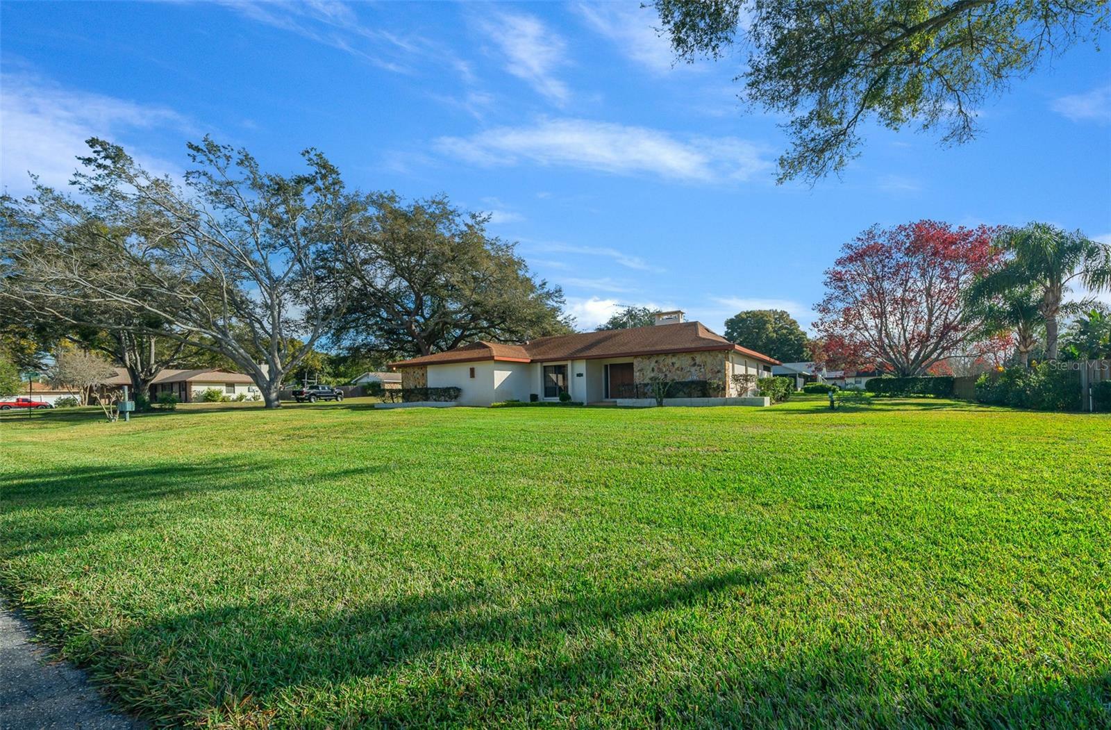 Property Photo:  33326 Tewksbury Drive  FL 34788 