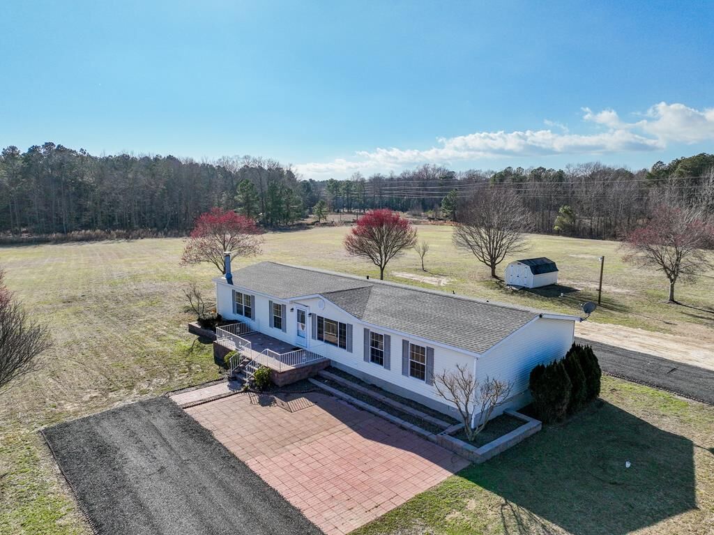 Home for sale in Melfa 19540 Deerfoot Rd, Melfa, VA 23410