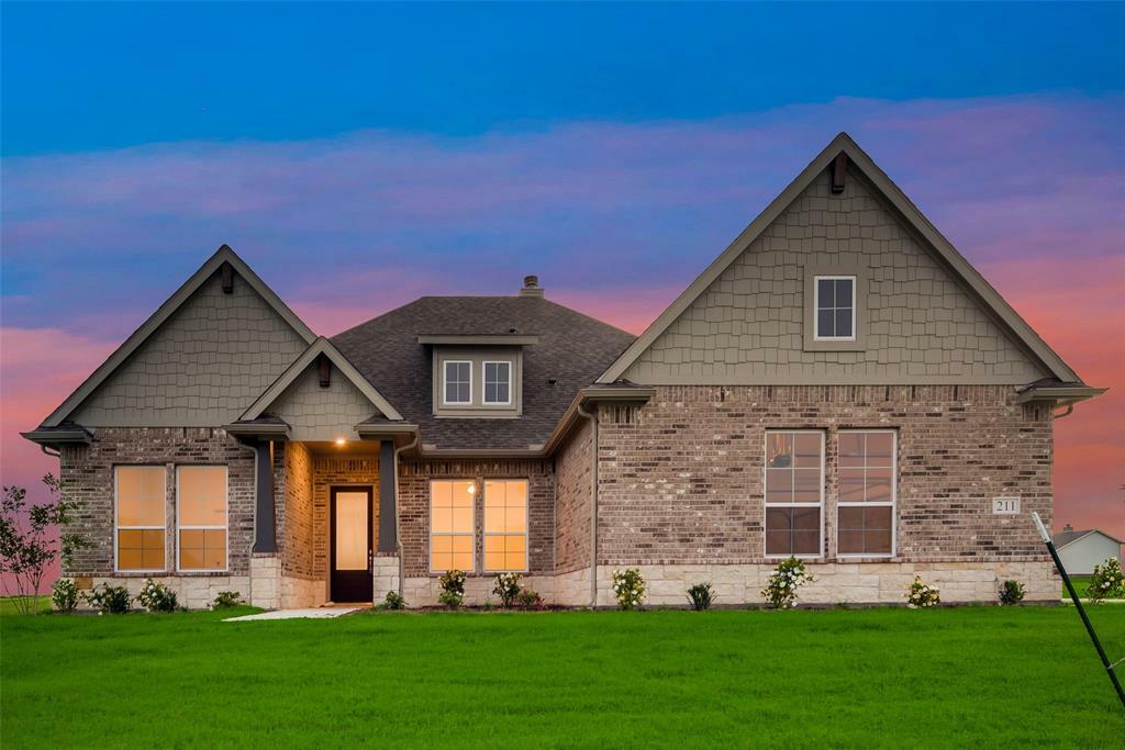 Property Photo: 211 Big Bend Trail TX 76272