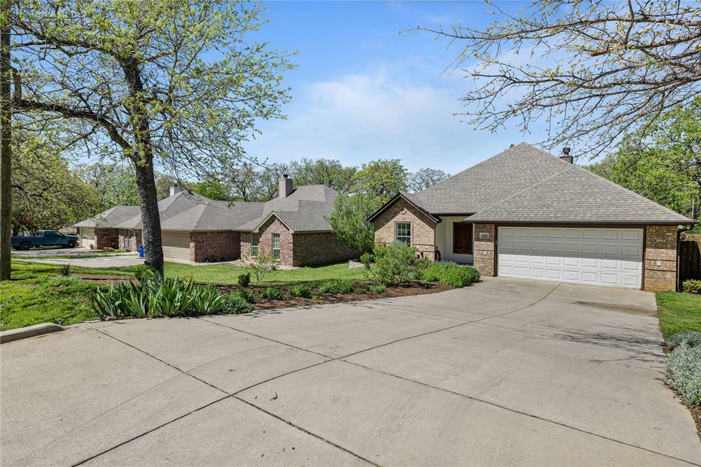 1111 N Stewart Street  Azle TX 76020 photo