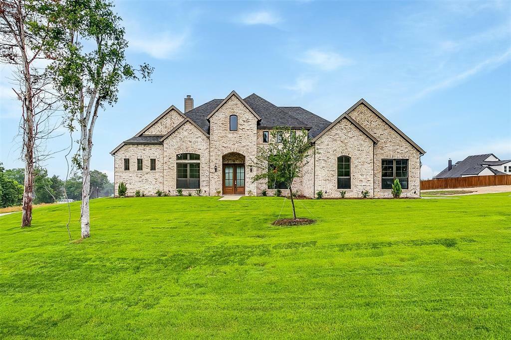 Property Photo:  7821 Woodstream Drive  TX 76065 