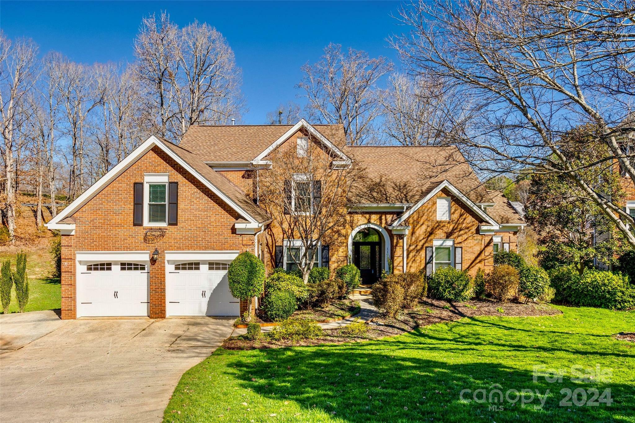 Property Photo:  11023 Thornhill Club Drive  NC 28277 