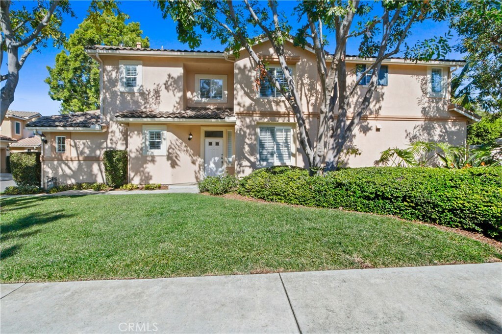 Property Photo: 22 Santa Catalina Aisle CA 92606
