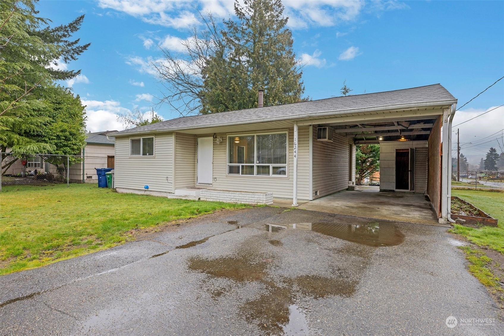 Property Photo:  16244 121st Avenue SE  WA 98058 