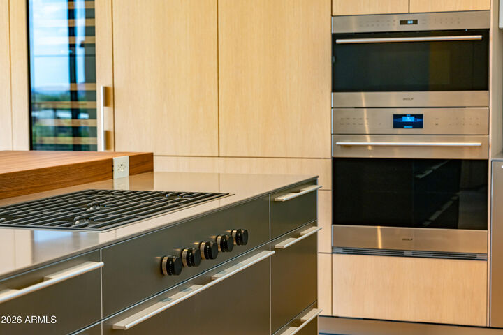 Property Photo:  4849 N Camelback Ridge Road B403  AZ 85251 