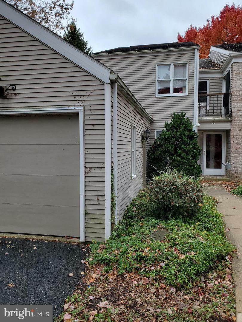 Property Photo:  1332 Woodland Street  PA 17042 