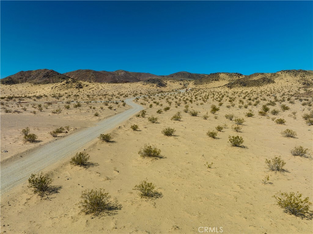 Property Photo:  60911 Montoya Road  CA 92277 