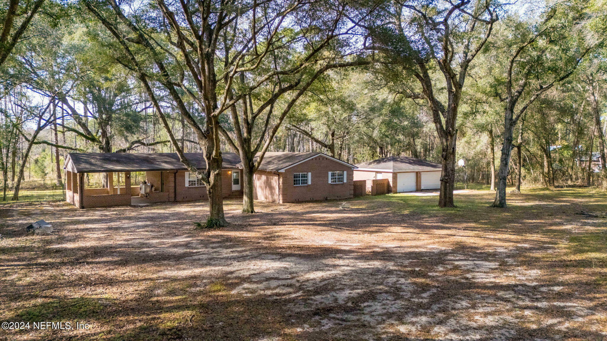 Property Photo:  1356 Allie Murray Road  FL 32068 