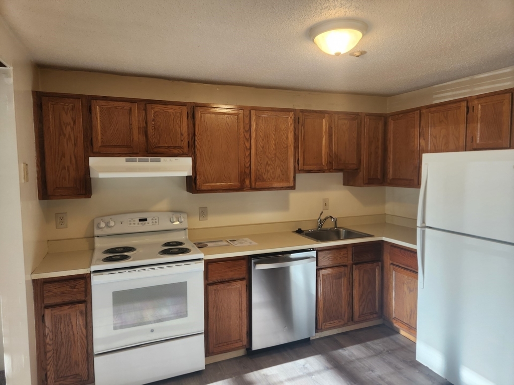 Property Photo: 135 Union Street 15 MA 01453