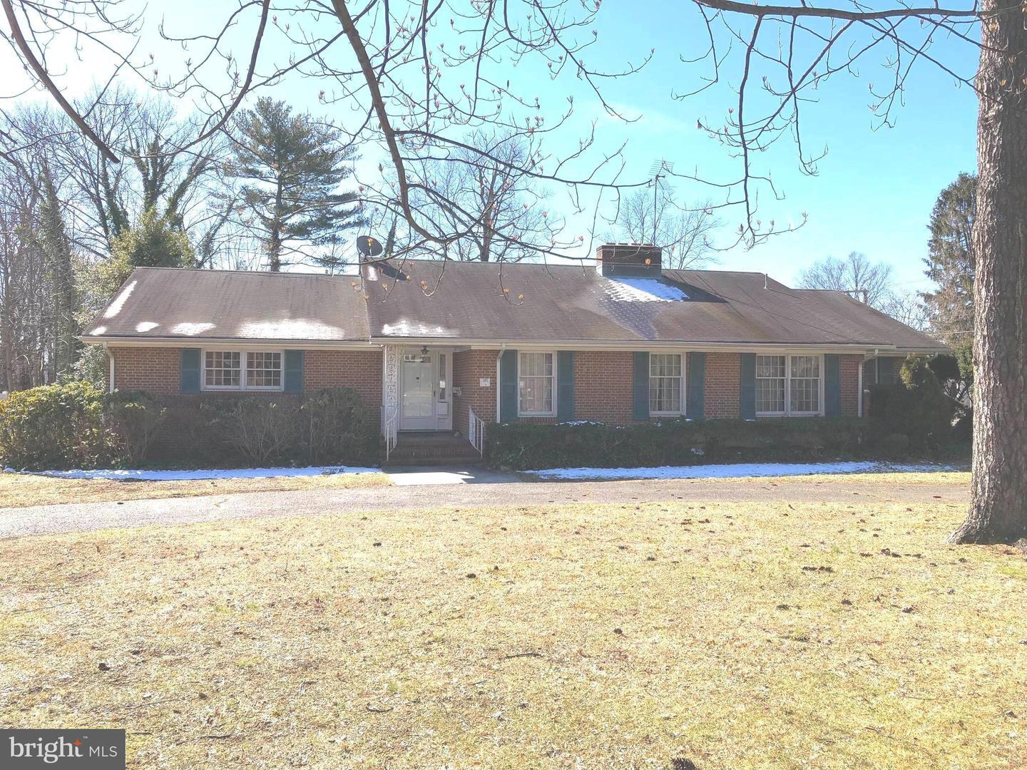 Property Photo: 1101 E Park Avenue NJ 08360