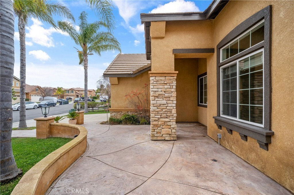 Property Photo:  46220 Carpet Court  CA 92592 