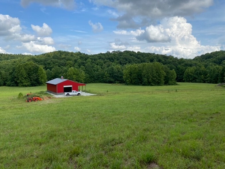 Property Photo:  786 Brush Creek Rd  TN 38462 