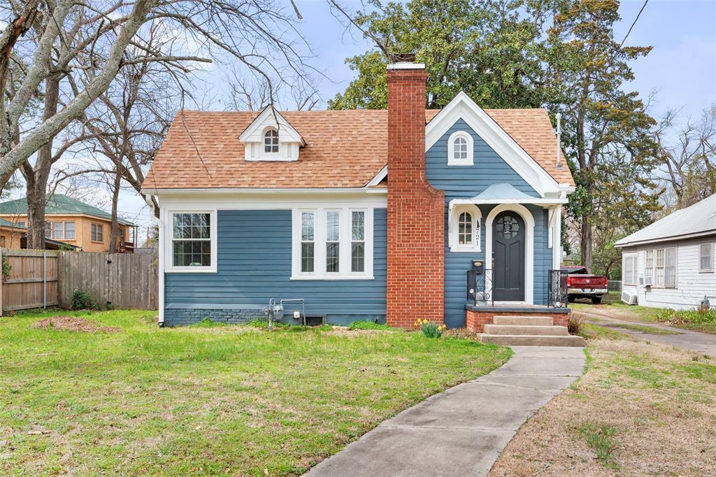 Property Photo:  721 Davis Street S  TX 75482 