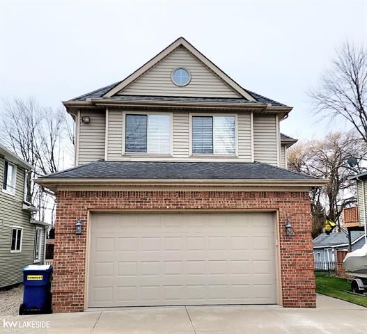 Property Photo: 37909 Sunnybrook MI 48045