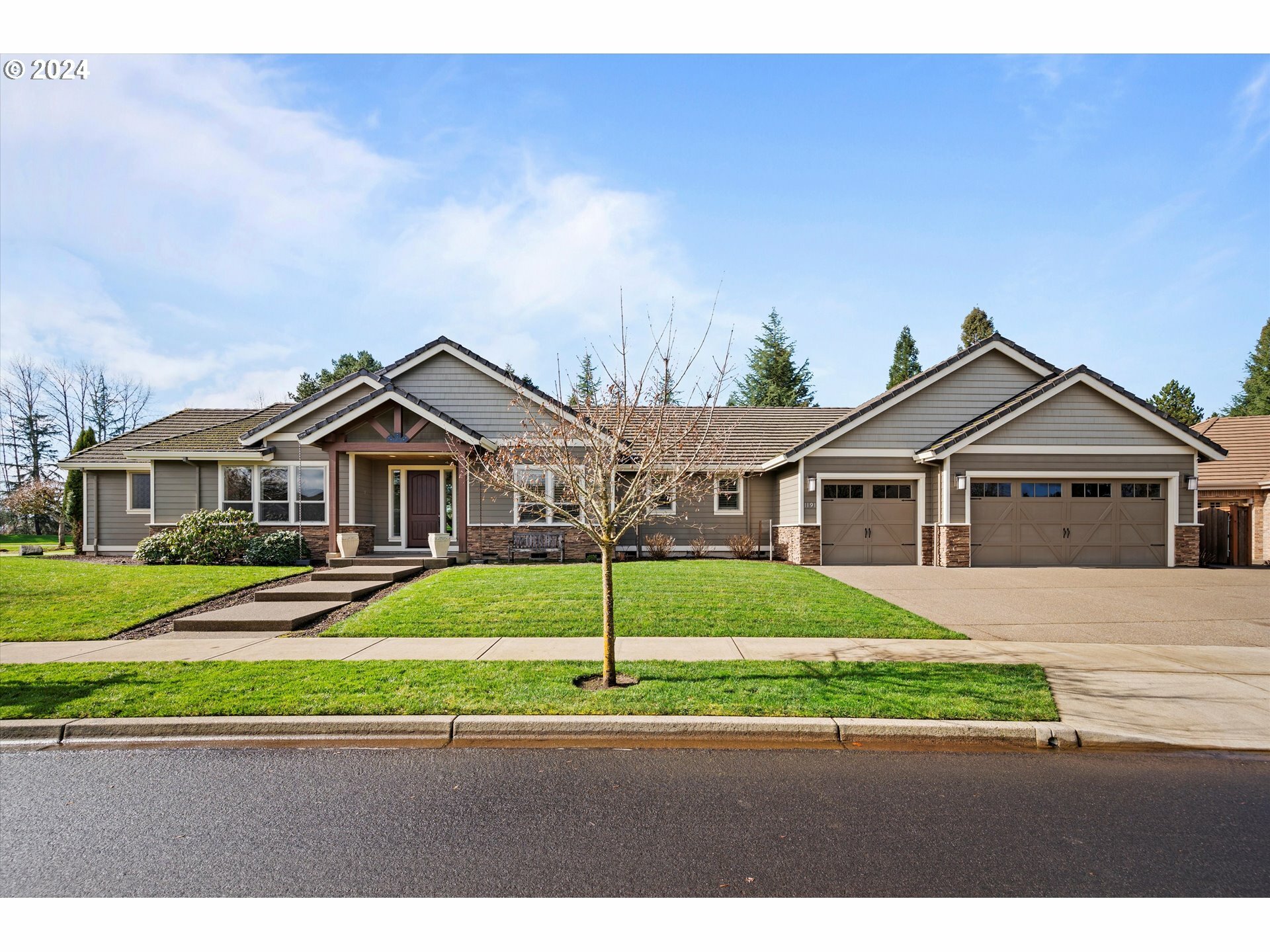 1191 NW Oakmont Ct  McMinnville OR 97128 photo