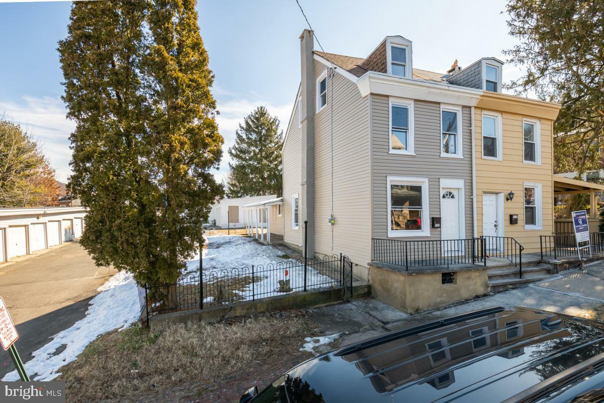 Property Photo:  533 S 16th Street  PA 19606 